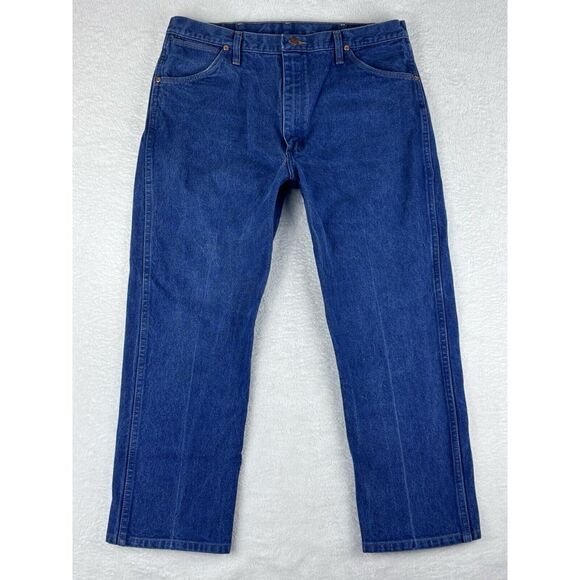 Wrangler Other - Wrangler Jeans Mens Blue High Rise Medium Wash Jeans Size 38x30 (36x28 Measured)